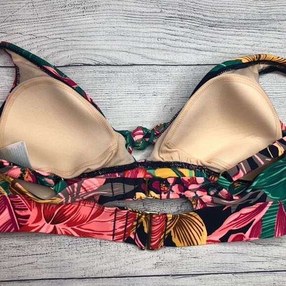 Kona Sol Floral Tie Front Bikini Top Size Size S NWT - Picture 8 of 10